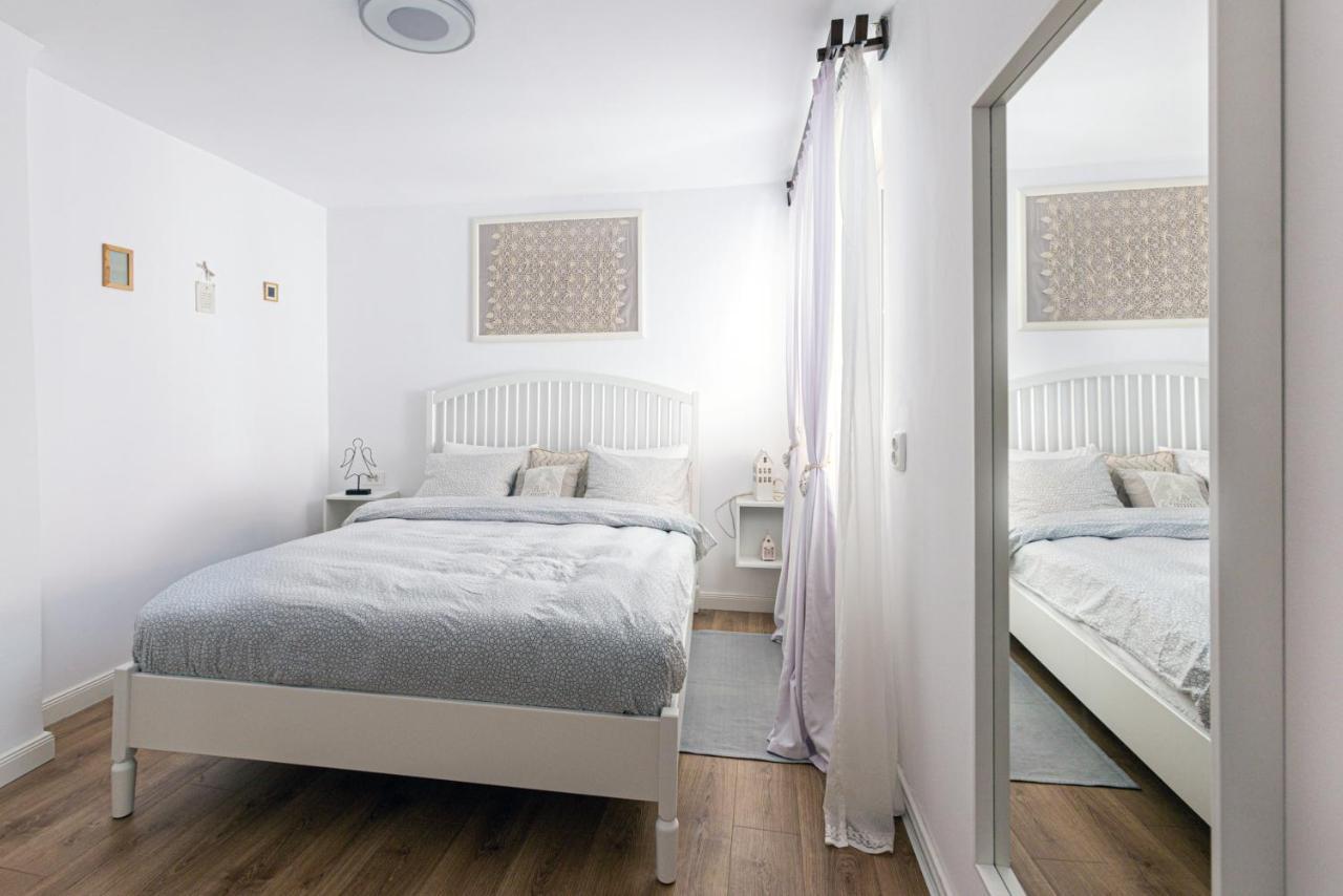Apartament Agnes Brasov Ngoại thất bức ảnh